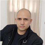 Licenciado em Artes Visuais. Professor de Espanhol. Orientador e tutor de trabalhos de pesquisa